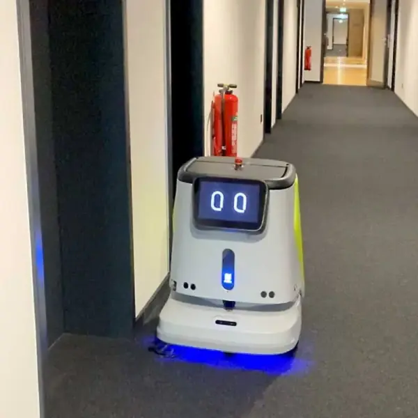 Pudu_cc1_reinigungsroboter-hotel-600×600 Robot de nettoyage Pudu CC1 pour hôtels