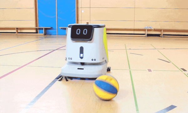 pudu_cc1_ausweichen-1-600×360 Pudu CC1 pour le nettoyage d'un gymnase